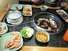 -釜御山海鲜烤肉火锅自助(新城市中心店)