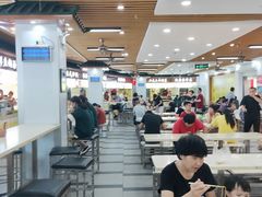 大堂-户部巷小吃(中商徐东平价广场店)