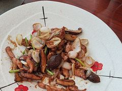 -粤尚腾香居中餐厅(首都机场希尔顿店)