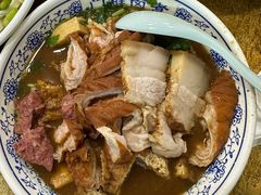 精品大肠卤煮-门框胡同百年卤煮(新街口店)