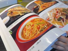 -学士怪怪龙虾·川菜·烧烤(学士街店)