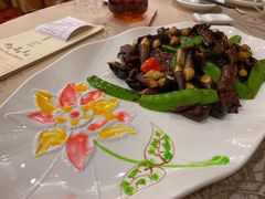 鲜鸡松茸炒牛肉-香云轩·顺德菜(香云纱园林酒店店)