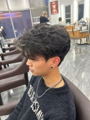 -藤野造型烫染·漂发