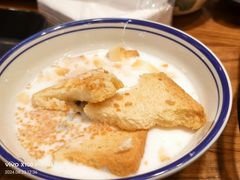 -云阿蛮云南生烫牛肉米线(奉贤路店)