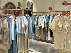 -王府井奥莱临潼小镇(临潼店)