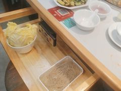 -鲁员外地锅鸡地锅鱼(古墩路店)
