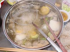 -官塘陈记鱼生·潮汕砂锅粥·牛肉火锅(潮枫路总店)