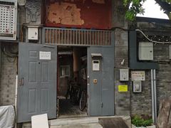 -手帕胡同-地上停车场