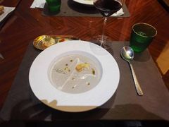 黑松露蘑菇汤-YUE·6·西式融合餐厅(外滩六号店)