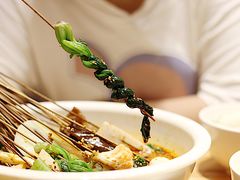 -嘉州叶婆婆钵钵鸡(建设路店)