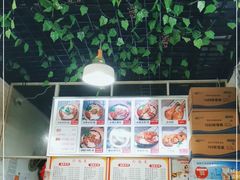 -统桶发卤粉王(银盆岭万达广场店)