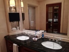 -广州富力丽思卡尔顿酒店