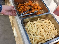 -串门小炉子自助烧烤·小火锅(南京首店)