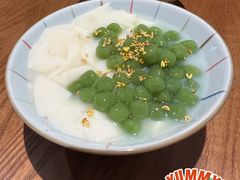 小青团冰豆腐花-李百蟹·江南蟹黄面·河景餐厅(夫子庙总店)