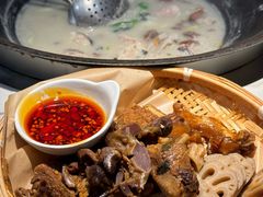 -陈大锅·岳阳鱼馆·地道岳阳菜(美食街店)