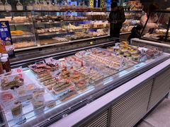 面包甜点陈列柜-巴黎贝甜(大宁国际商业广场店)