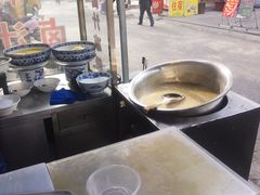 -何老二卤汁凉粉