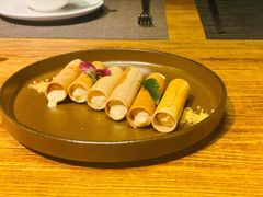 鲜虾水果春卷-肴约·花园式餐厅(湖里店)