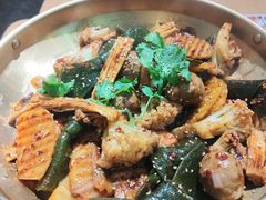 -小山城麻辣香锅(新邻生活广场店)
