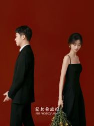-纪梵希旅拍婚纱摄影(大连总店)