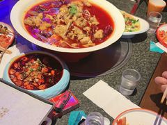 -路边边.炒菜烧烤.音乐餐厅(良乡长虹店)