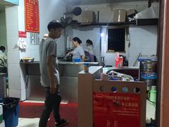 -薛记襄阳香辣牛肉面(平安路店)