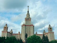 -莫斯科大学