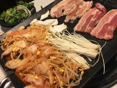-八色五花肉(新村2号店)