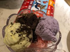 冰淇淋自助-哥老官重庆美蛙鱼头(西湖银泰十一哥店)
