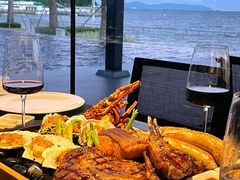-蔚蓝阁餐厅·Brunch·牛排·威士忌·红酒