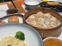 -馋三尺蟹粉小笼(人民广场店)