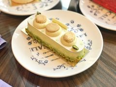 开心果慕斯蛋糕-西点坊(浦东香格里拉店)