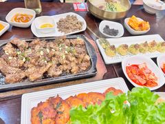 -釜山豚骨汤饭(芝罘万达广场店)