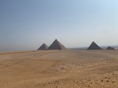 -吉萨金字塔群