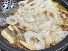 -菌之家·专业纯野生菌火锅·特色炒菌