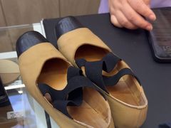 -爱革·奢品·鞋包·衣物·家居(博荟广场店)