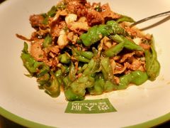 -费大厨辣椒炒肉(万家丽一店)