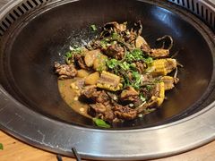 -锅老头海鲜铁锅炖
