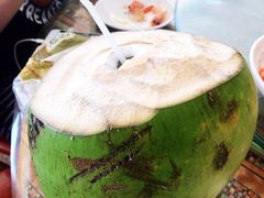 -三亚新鸿港水果一级批发市场