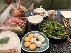 -得意咚瓜·顺德鱼生·冬瓜火锅(深圳首店)