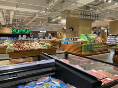 面包甜点陈列柜-七鲜超市(瑞虹天地太阳宫店)