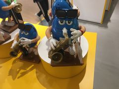 -m豆巧克力世界(上海世茂广场店)