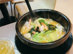 -灵芝妹子米线(瓦房店新玛特店)