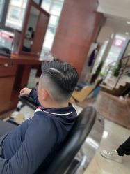 -尼特斯男士发型馆