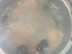 -龍歌自助小火锅(市南金茂湾店)