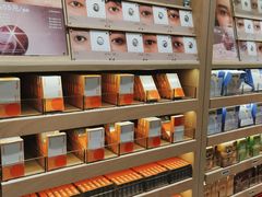 -moody彩瞳(环宇城店)