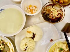 炸酱面-李与白包子铺(桐梓林店)