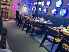 -沪小胖·小龙虾·蓝龙王(八佰伴店)