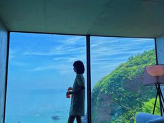 -悬崖咖啡厅