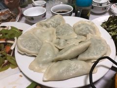 -宾朋海鲜特色美食餐厅·纯手工鲅鱼水饺(兴海路店)